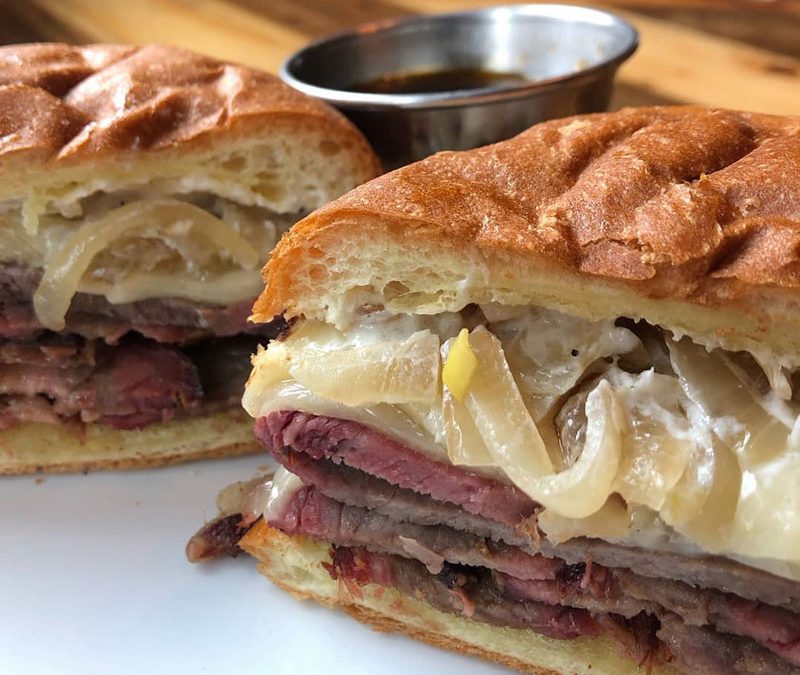 MJs-Bar-and-Restaurant-Roast-Beef-Sandwich